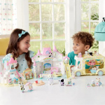 Sylvanian Families Sandbox and pool set