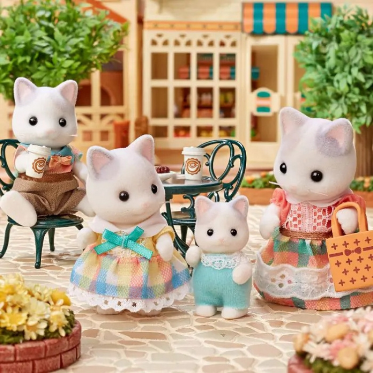 Sylvanian Families The latte cat family