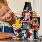 LEGO Minions 75583 - House of Auntie and Gru
