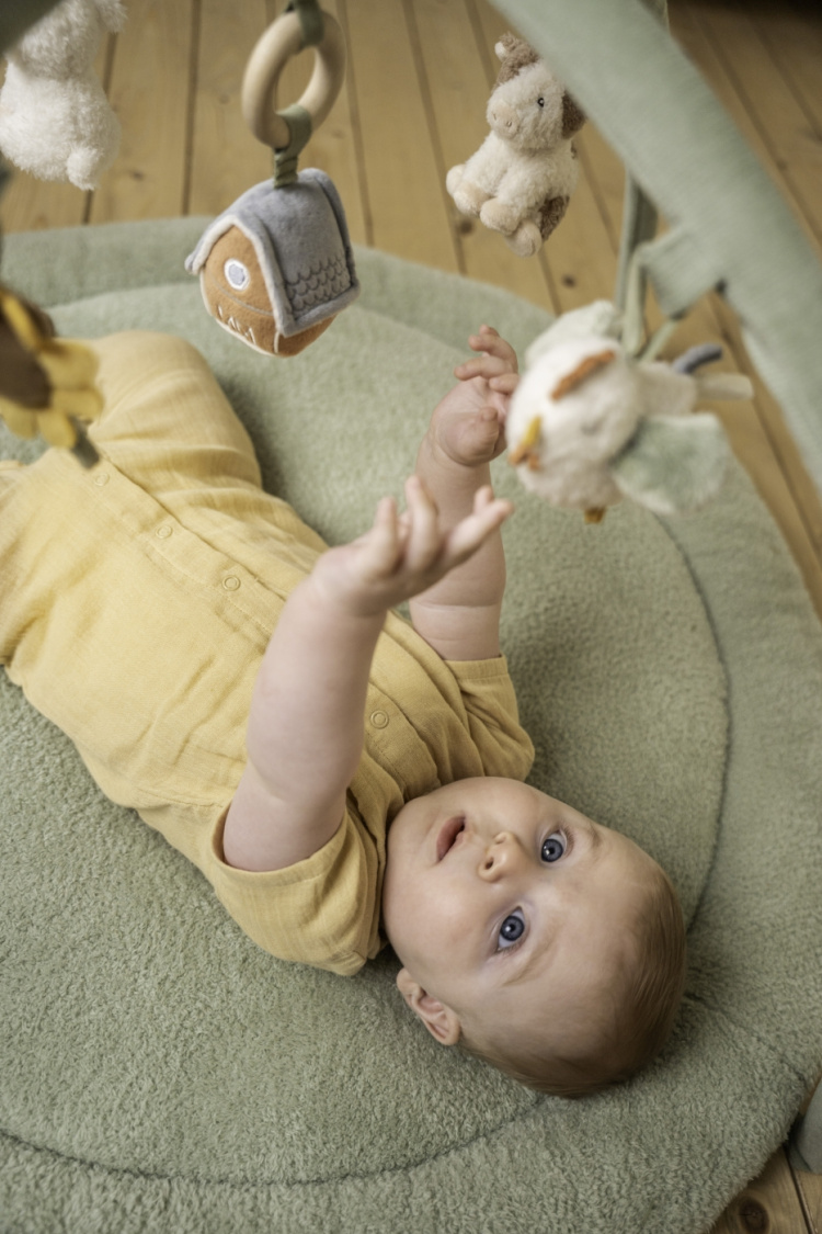 Little Dutch Little Farm play mat with arches, green