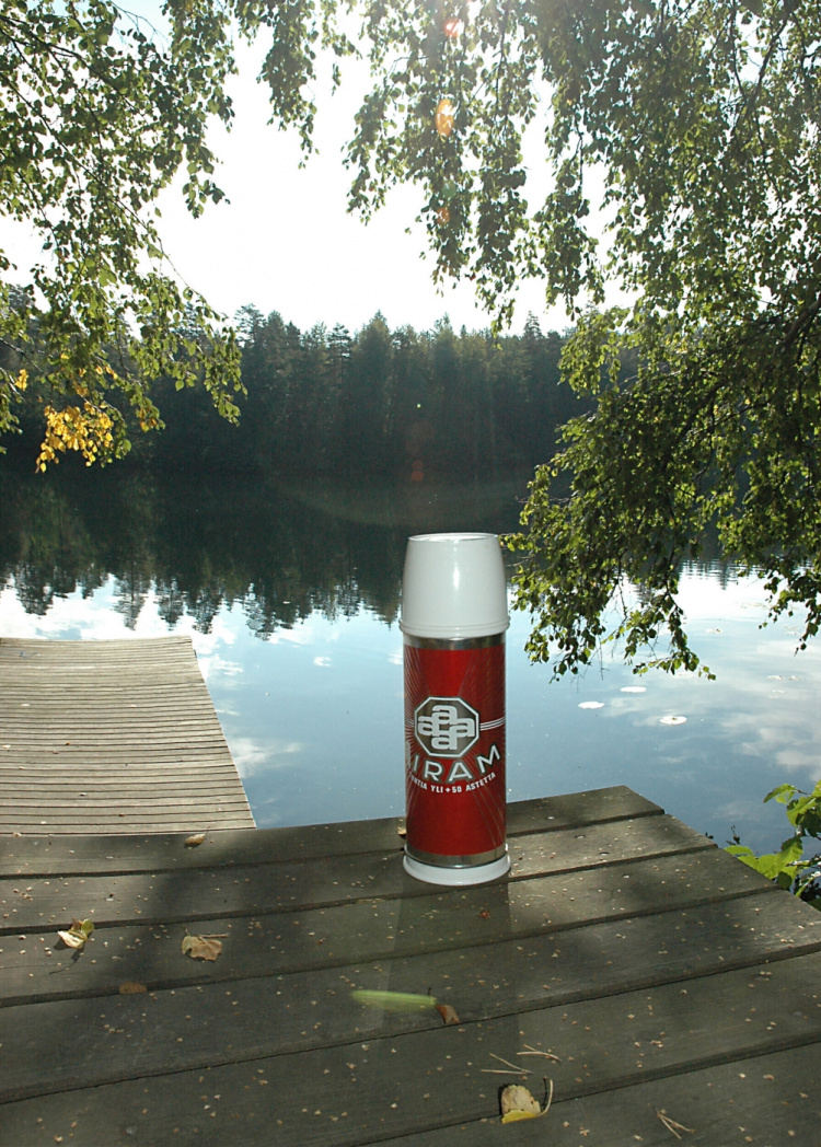 Airam thermos flask 1 litre, red Airam thermos flask 1 litre, red