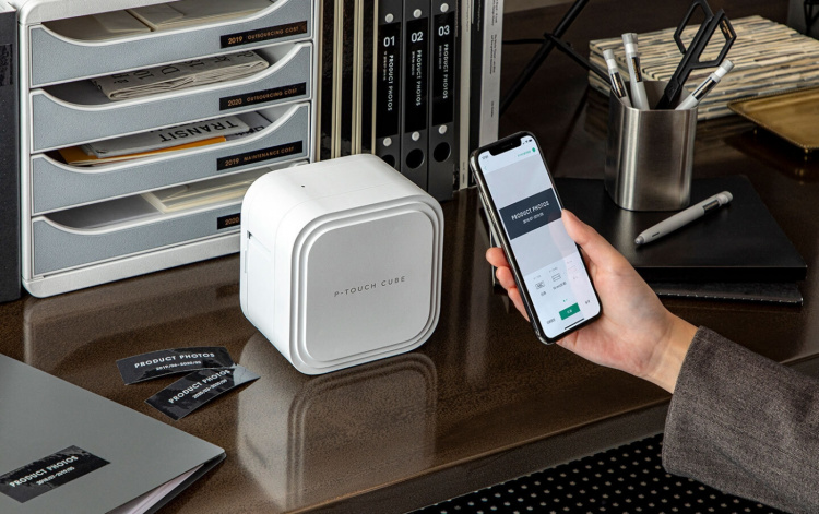 Brother P-touch CUBE Pro PT-P910BT dot matrix printer with rechargeable battery and Bluetooth Brother P-touch CUBE Pro PT-P910BT dot matrix printer with rechargeable battery and Bluetooth