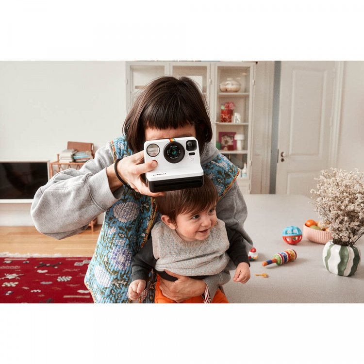 Polaroid Camera Now Gen. 2 Black & White
