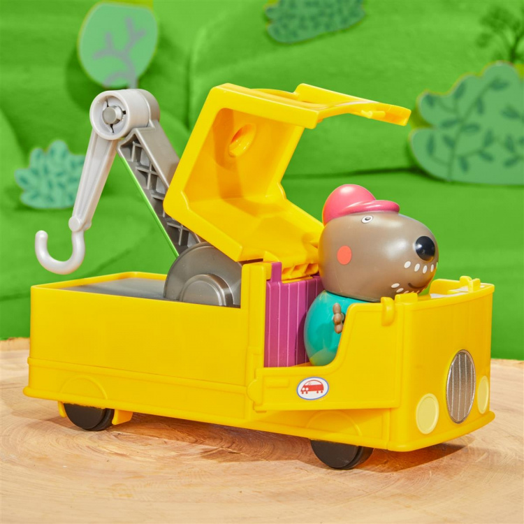Hasbro Peppa Pig Granddad Dogs Tow Truck Hasbro Peppa Pig Granddad Dogs Tow Truck