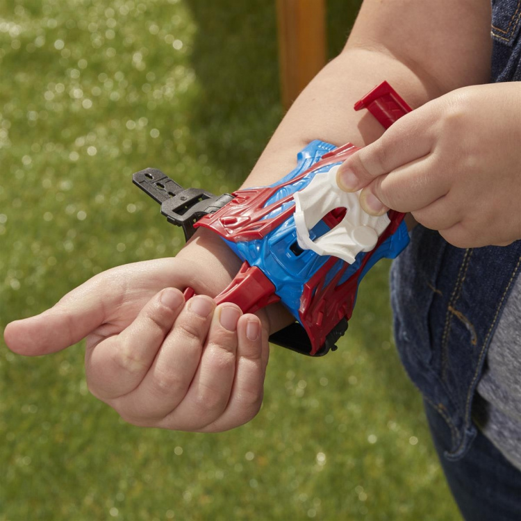 Spider-Man Web Slinging Armor Set