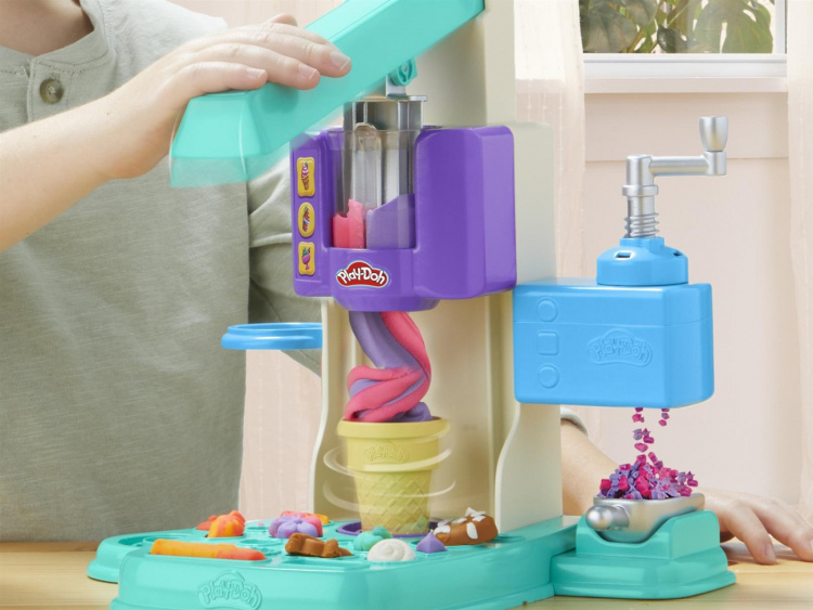 Play-Doh Kitchen Creations Playset Rainbow Swirl Ice Cream