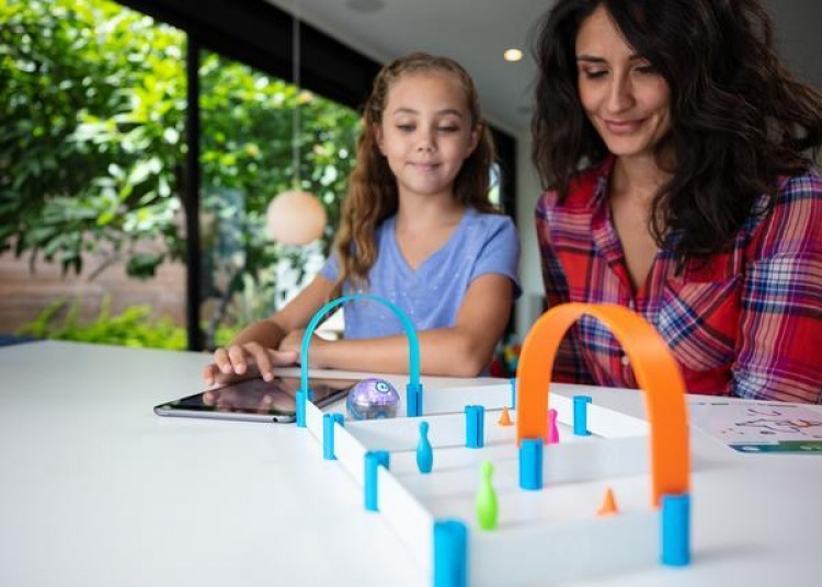 Sphero Mini Activity Kit - ROW Sphero Mini Activity Kit - ROW