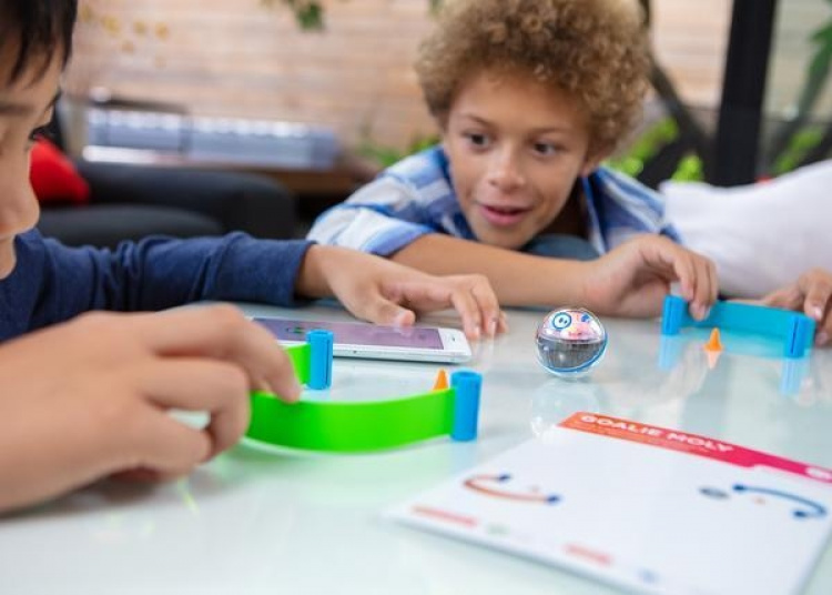 Sphero Mini Activity Kit - ROW Sphero Mini Activity Kit - ROW