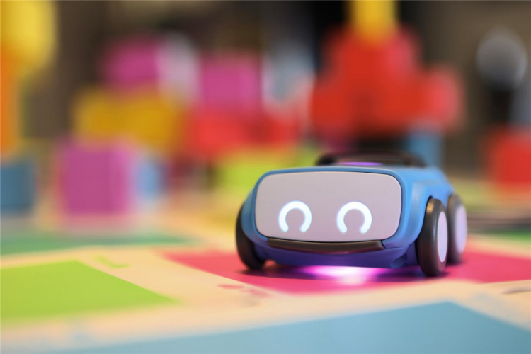 Sphero indi Retail At-Home Learning Kit