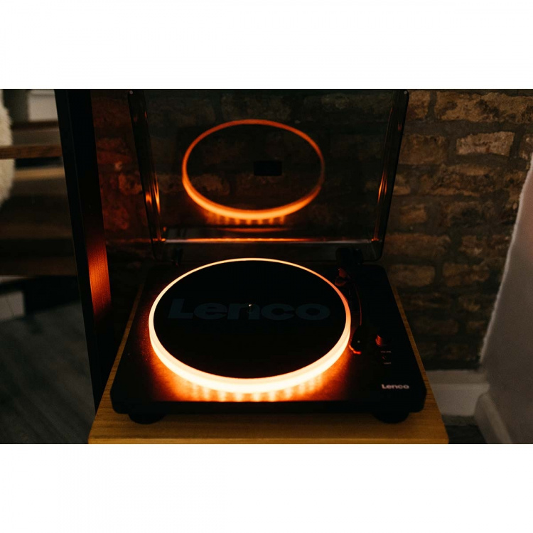 Lenco Record Player with PC encoding speakers and lights