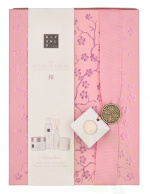 Rituals Sakura Set 610 ml Scented Candle 140ml/Mini Fragrance Sticks 70ml/Foaming Shower Gel 200ml/Body Cream 200ml