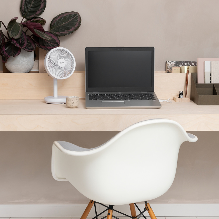 Tristar Laddbar Bordsfläkt Vit