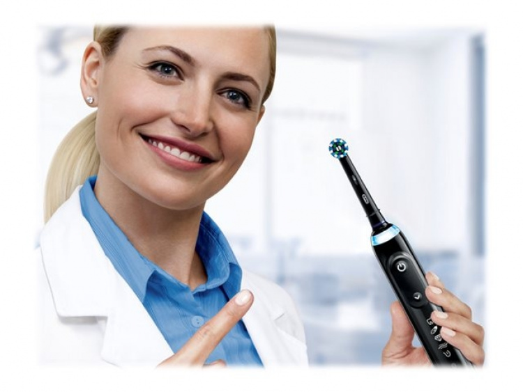 Braun Oral-B Midnight Black Toothbrush