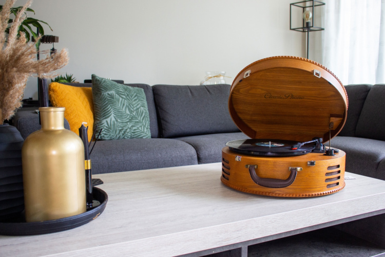 Lenco Retro turntable with 2 Built-in Speakers Brown