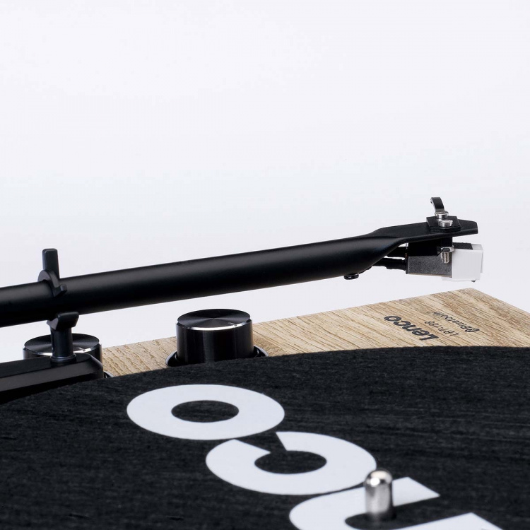 Lenco Record Player with Bluetooth® transmission Pine