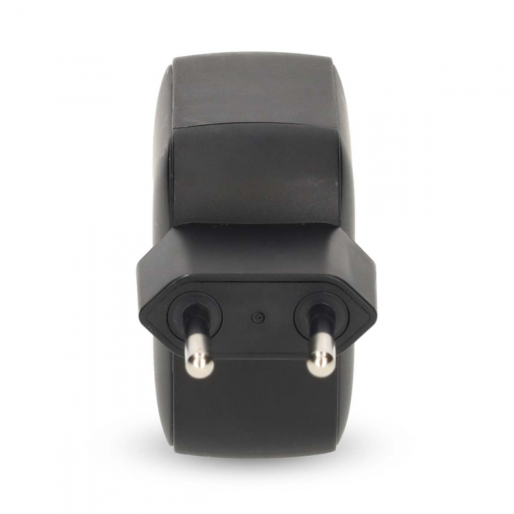 Nedis Wall Charger | PD3.0 | Quick charge feature | 1.5 / 2.25 / 2.5 / 3.0 / 3.5 A | Number of outputs: 3 | USB-A / 2x USB-C™ | Automatic Voltage Selection | Black