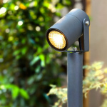 LightsOn Luna 65 Pollare/Trädgårdsspot 350 lm 5W 35° Grå LightsOn Luna 65 Pollare/Trädgårdsspot 350 lm 5W 35° Grå