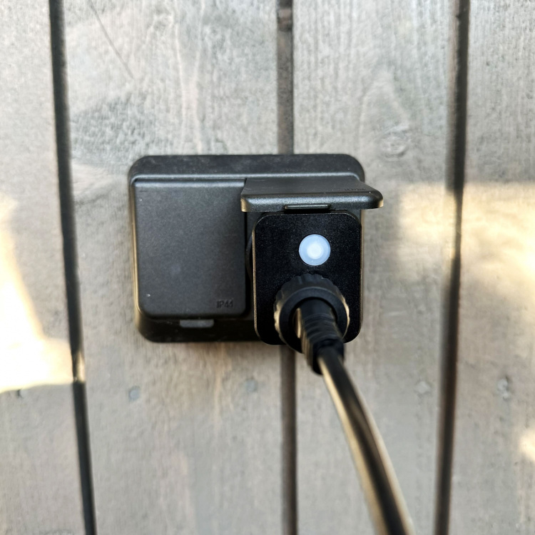 LightsOn Cosy Startpaket 5m Partyslinga inkl. kabel och transformator 3W IP44 LightsOn Cosy Startpaket 5m Partyslinga inkl. kabel och transformator 3W IP44