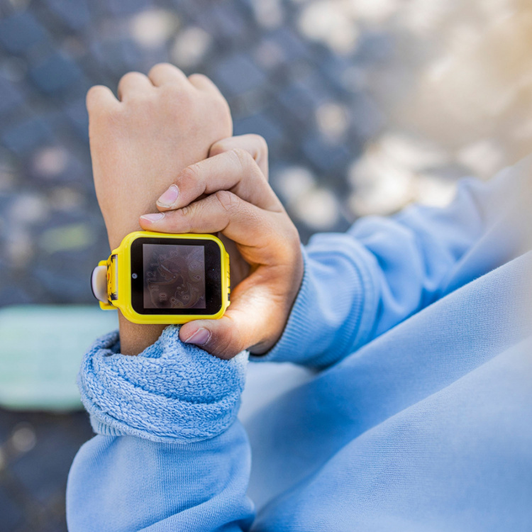 ACCUTIME Smart Watch Pokemon Yellow