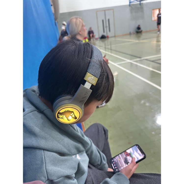 Jurassic World Headphone T-rex Wireless LED On-Ear