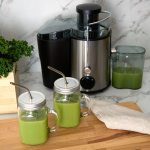 Champion Råsaftcentrifug 0,5L 600W RS400 Rostfri/Svart Champion Råsaftcentrifug 0,5L 600W RS400 Rostfri/Svart