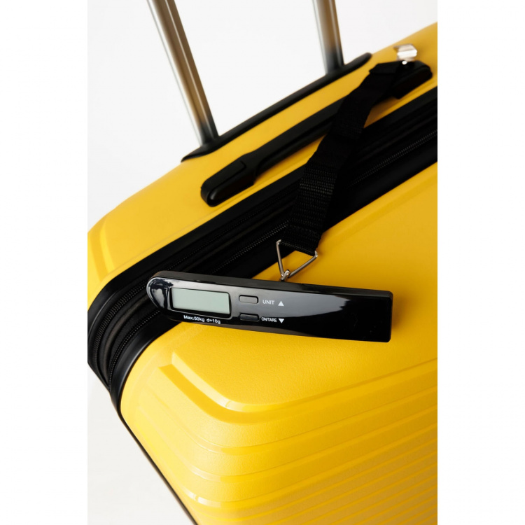 Cavalet Resekit 3 (Bagagevåg, Bagagetag Röd, Reseflaskor)