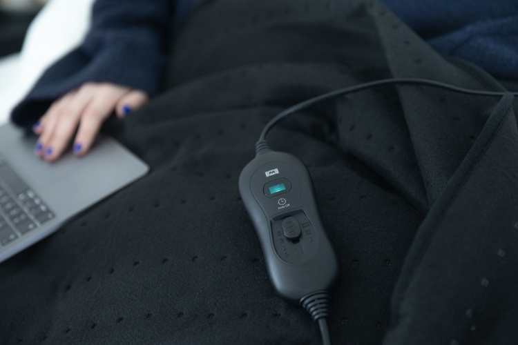 MELISSA Heating blanket 80x150cm 55-60W Black MELISSA Heating blanket 80x150cm 55-60W Black