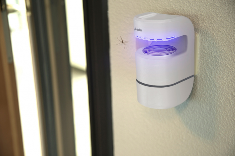 Alecto Insect lamp Effective against mosquitoes, flies, and other flying insects Plug and Play White Alecto Insect lamp Effective against mosquitoes, flies, and other flying insects Plug and Play White