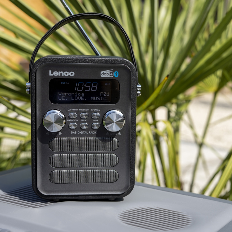 Lenco Portable DAB+ FM Radio with Bluetooth® and AUX-input, rechargeable battery Black Lenco Portable DAB+ FM Radio with Bluetooth® and AUX-input, rechargeable battery Black
