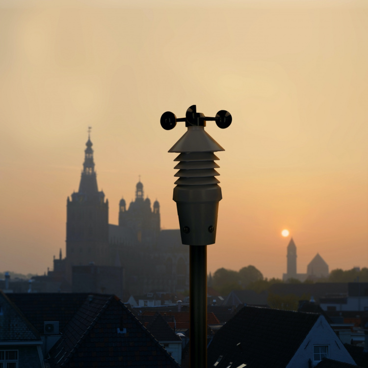 Alecto Professional weather station with wireless sensor Black Alecto Professional weather station with wireless sensor Black