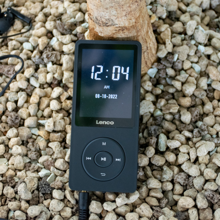 Lenco MP3/MP4 player with 2.4
