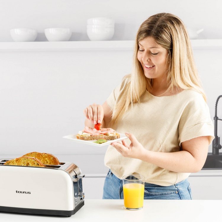 Taurus Toaster Vintage Cream Long Slot