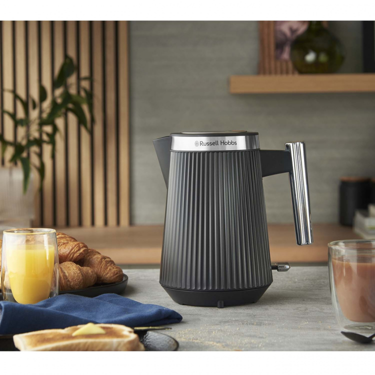 Russell Hobbs Vattenkokare Brontë Svart 2400W 1,7L 26750-70