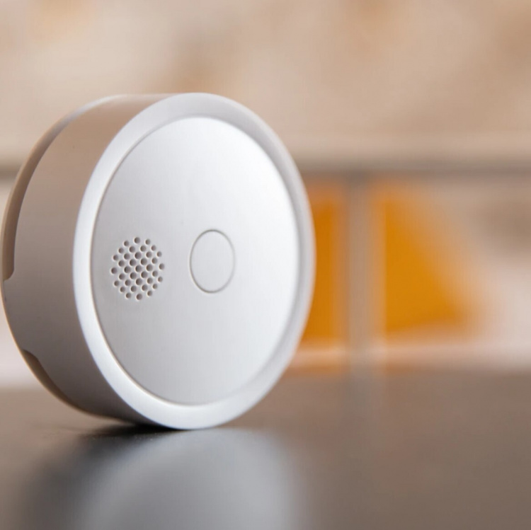 Shelly Plus Smoke Alarm Wi-Fi-enabled smoke detector