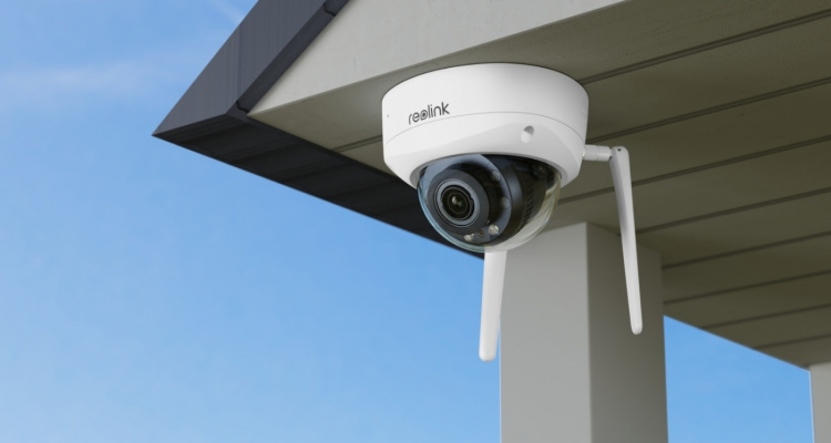 Reolink RLC-843WA Surveillance Camera for Indoor and Outdoor Use