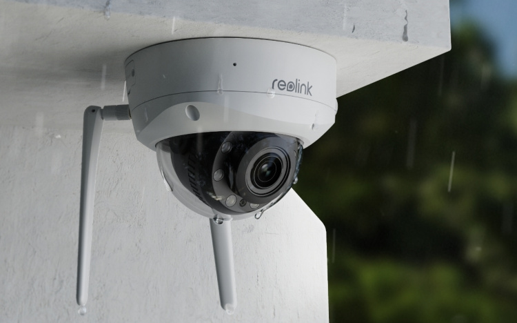 Reolink RLC-843WA Surveillance Camera for Indoor and Outdoor Use