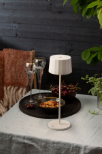 Konstsmide Bordslampa Positano vit USB Konstsmide
